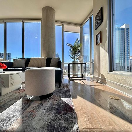 Indulge In Luxury Living 2 Bedroom Gem In The Heart Of Austin With Pool, Gym, And Breathtaking Views المظهر الخارجي الصورة