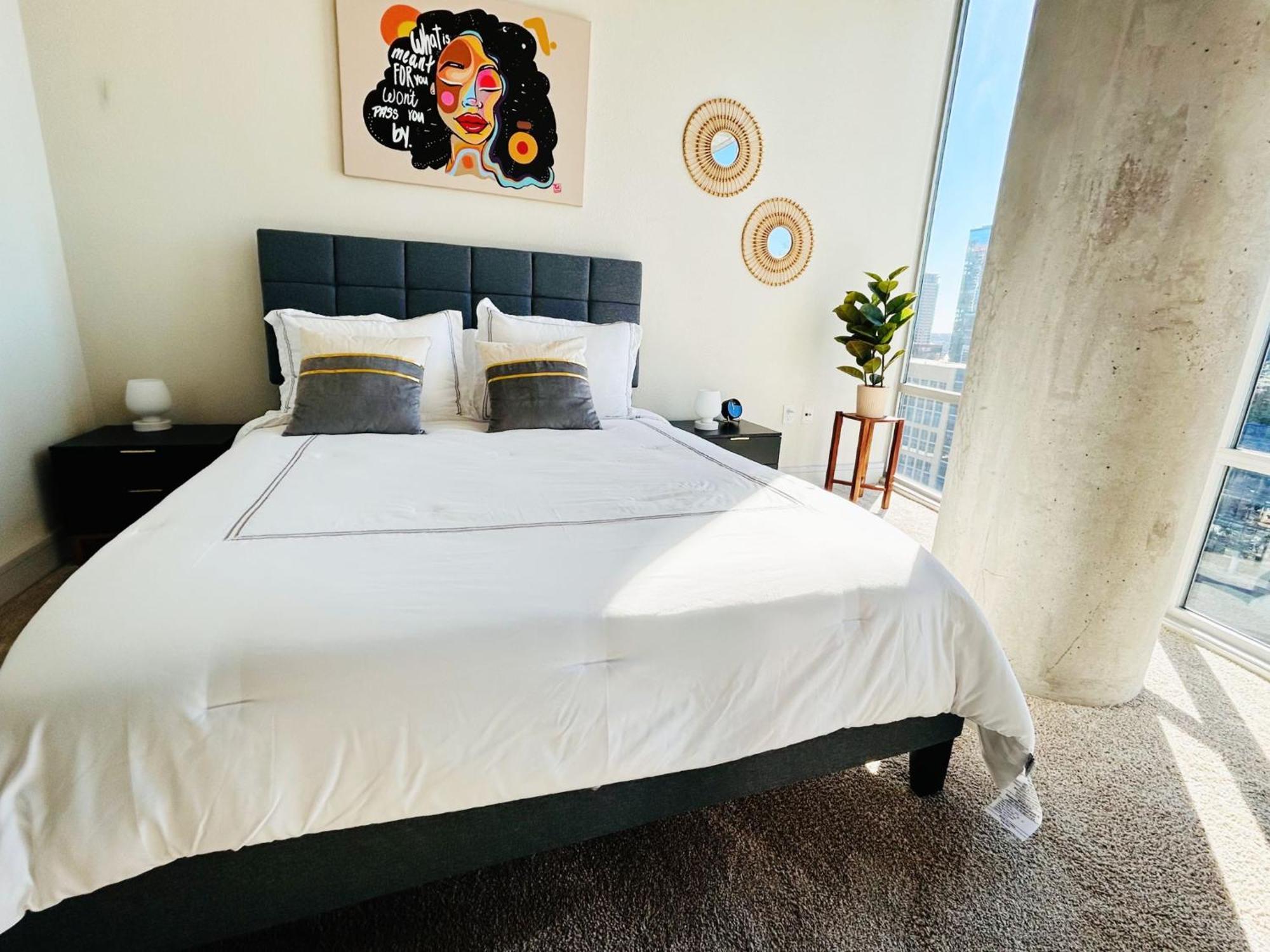 Indulge In Luxury Living 2 Bedroom Gem In The Heart Of Austin With Pool, Gym, And Breathtaking Views المظهر الخارجي الصورة